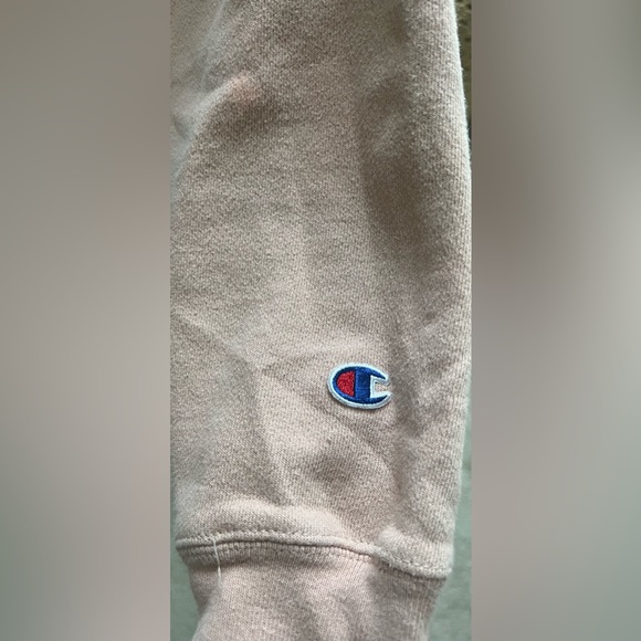 Blush Champion Women’s Sweatshirt - Picture 3 of 4
